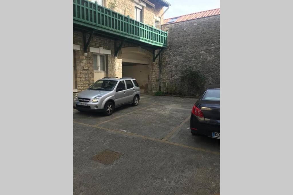 T3 Centre Proche Plage Avec Parking Privatif Biarriz Exterior foto